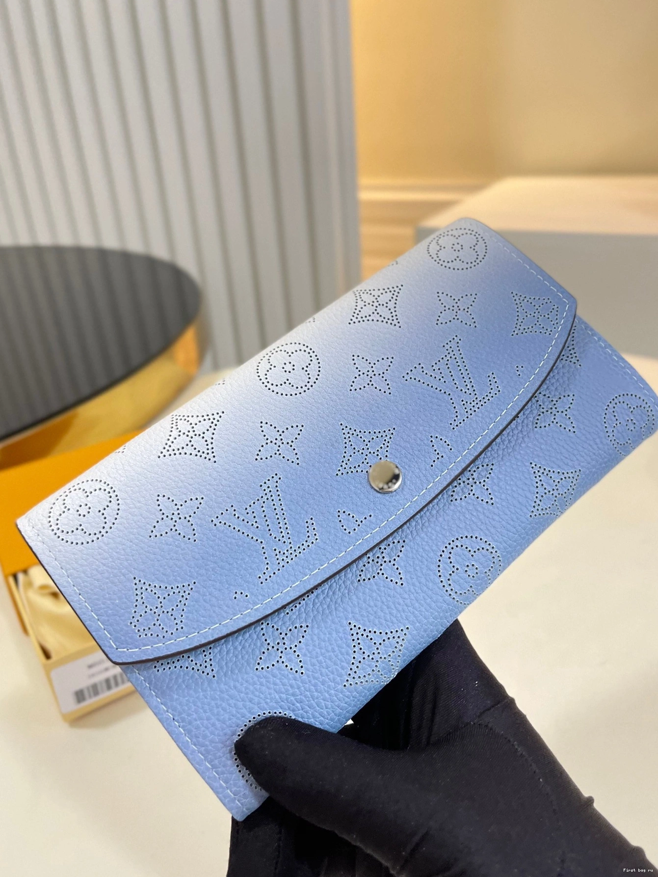 Frstbag ru LOUIS VUITTON IRIS WALLET 0729